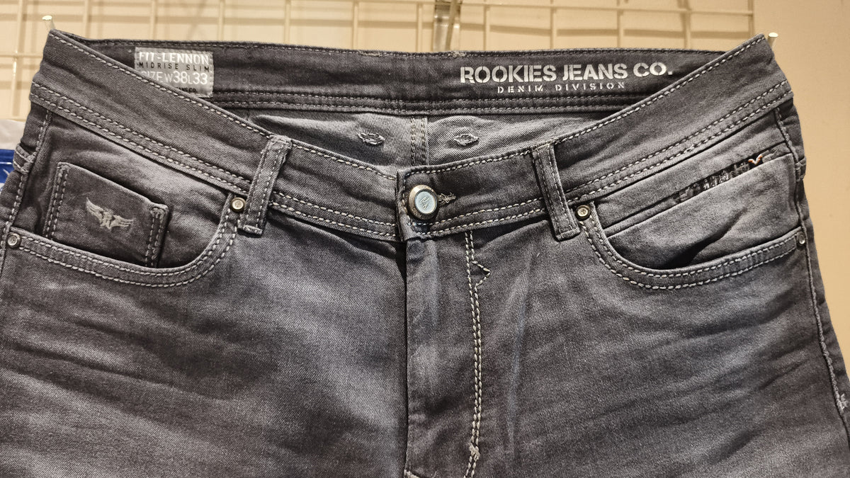 ROOKIES JEANS
