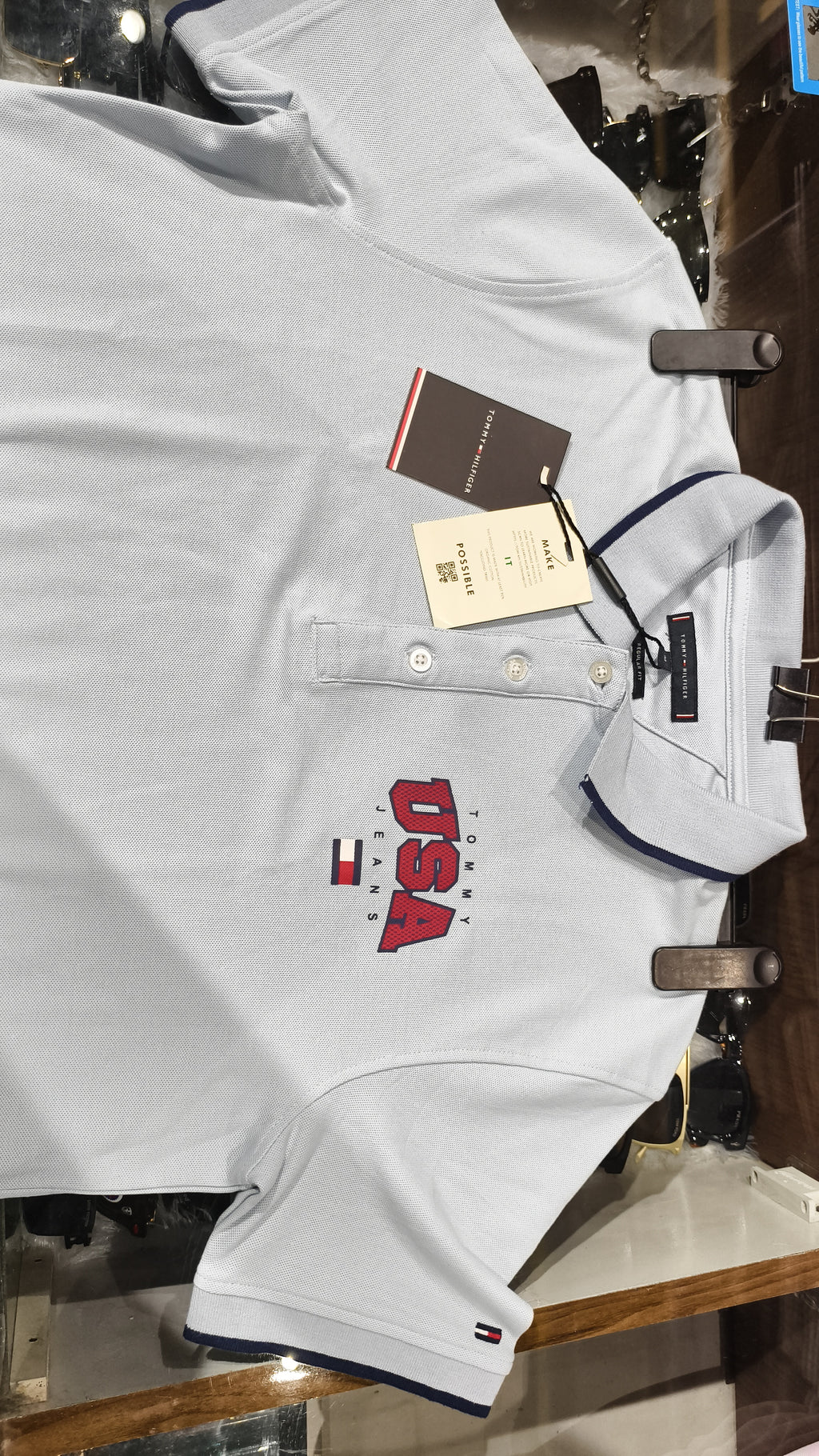 TOMMY HILFIGER