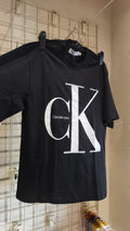 CALVIN KLEIN T-SHIRT