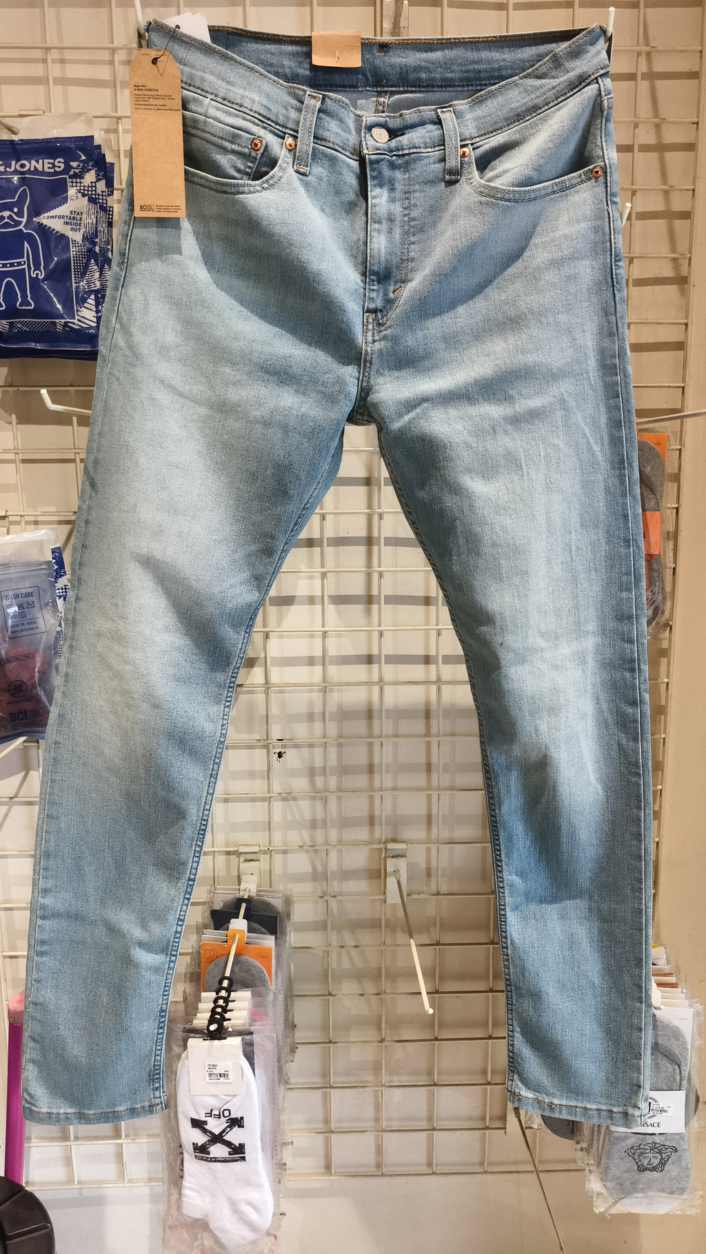 LEVI'S JEANS