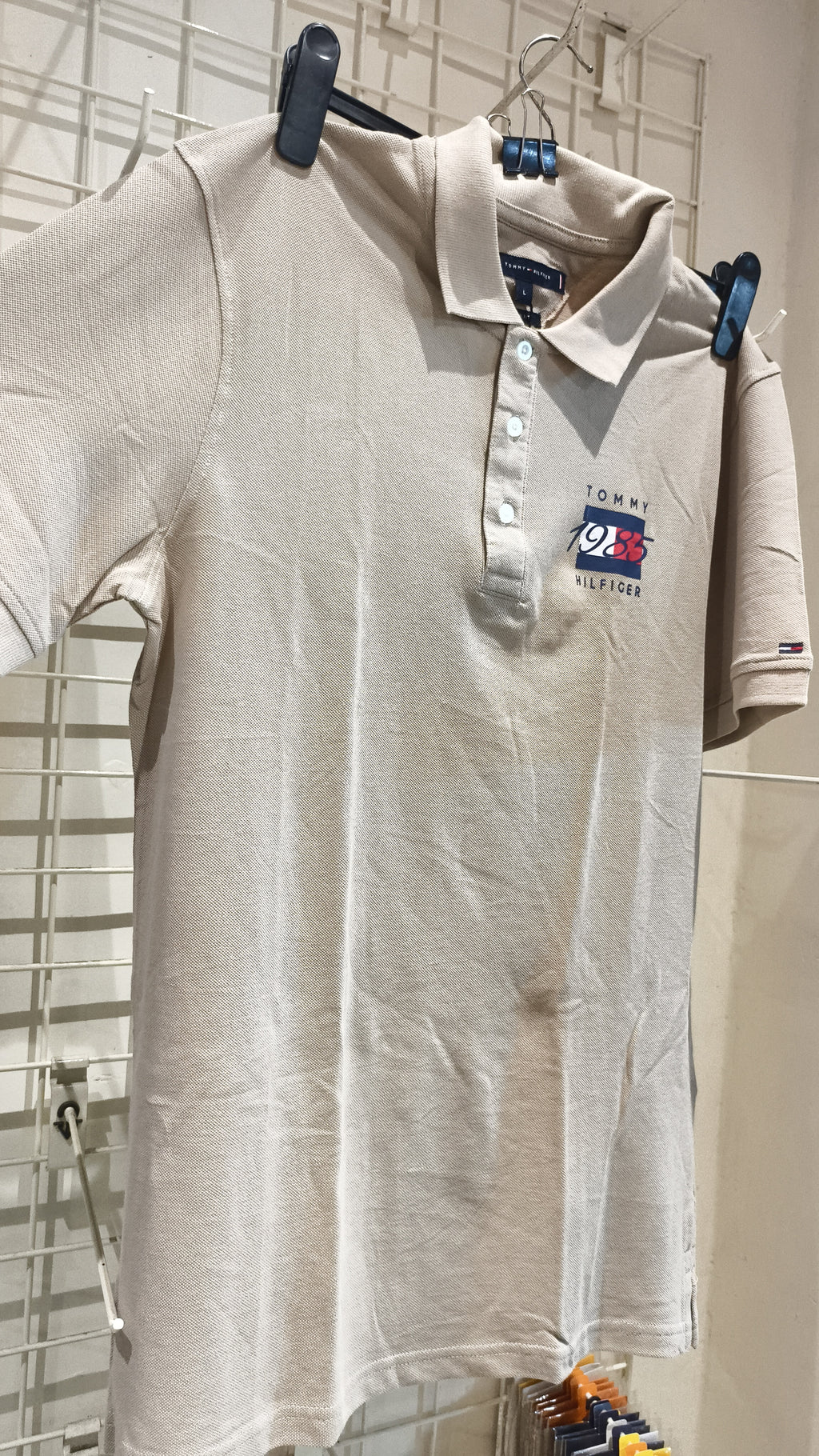 TOMMY HILFIGER
